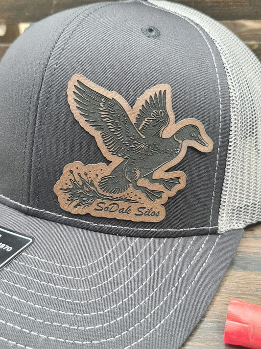 SoDak Mallard Richardson Black/Charcoal